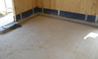 Abitazione in legno. Costruzione pavimento Abitazione in legno.Costruzione pavimento realizzata dall'architetto Barutta