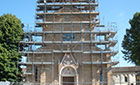 Restauro Chiese. Impalcature esterne della chiesa di Levada Restauro Chiese. Impalcature esterne della chiesa di Levada per la ristrutturazione realizzata dall'architetto Barutta