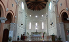 Restauro Chiese. Parte interna della chiesa di Levada Restauro Chiese. Parte interna della chiesa di Levada realizzata dall'architetto Barutta