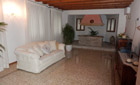 Ricostruzione casa rurale ed annesso rustico. Salotto	 Ricostruzione casa rurale ed annesso rustico. Salotto realizzato dall'architetto Barutta	